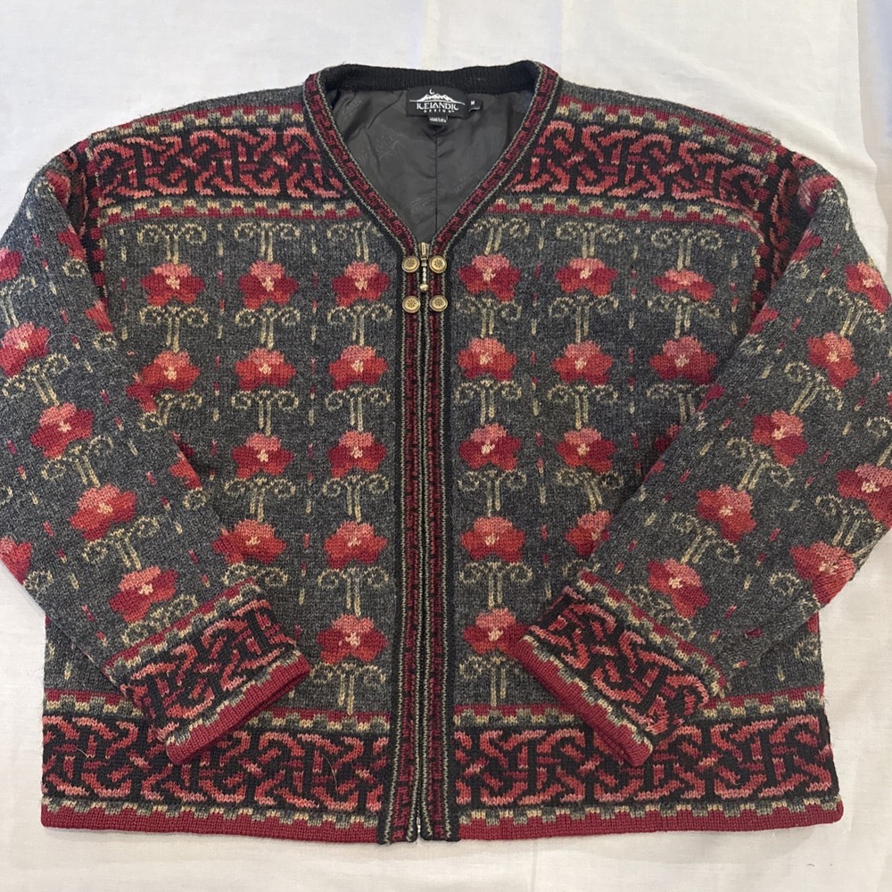 Icelandic Design Atlandia cardigan sweater Women's Size Medium wool Floral VTG.